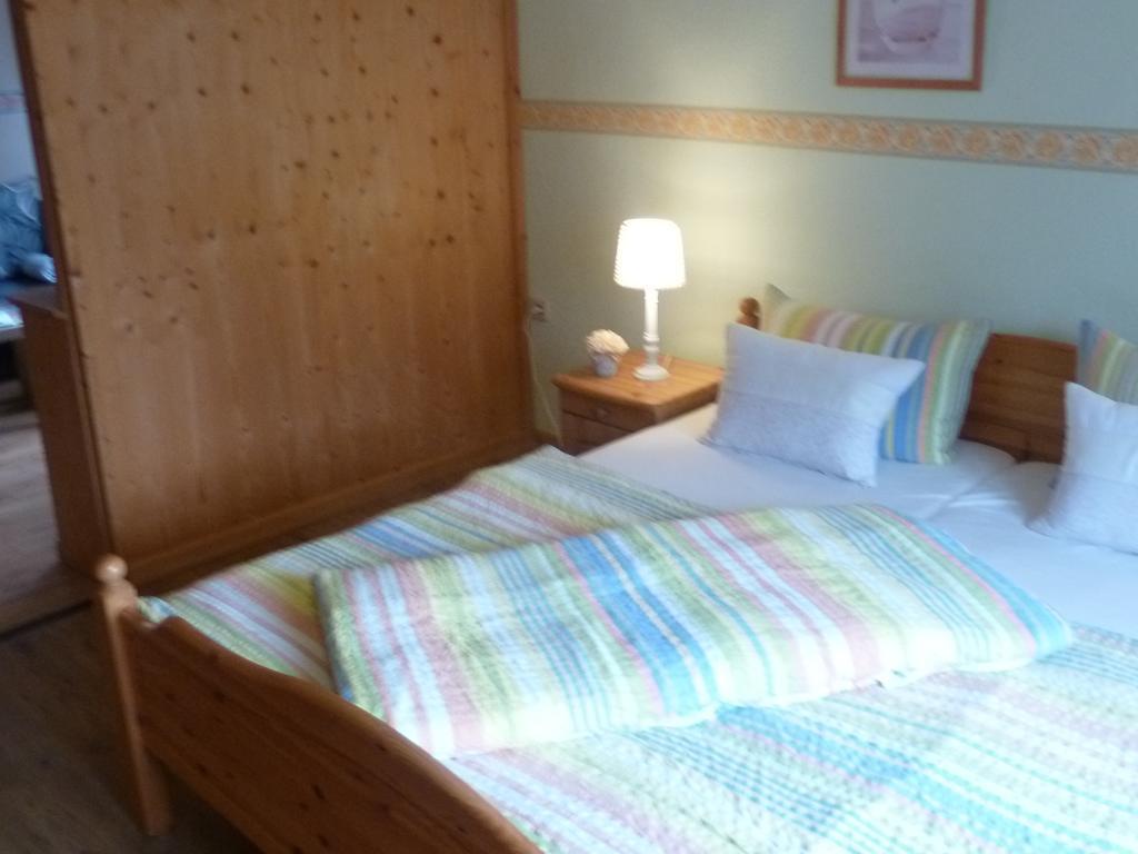ברוטרודה Ferienwohnung Lotti מראה חיצוני תמונה